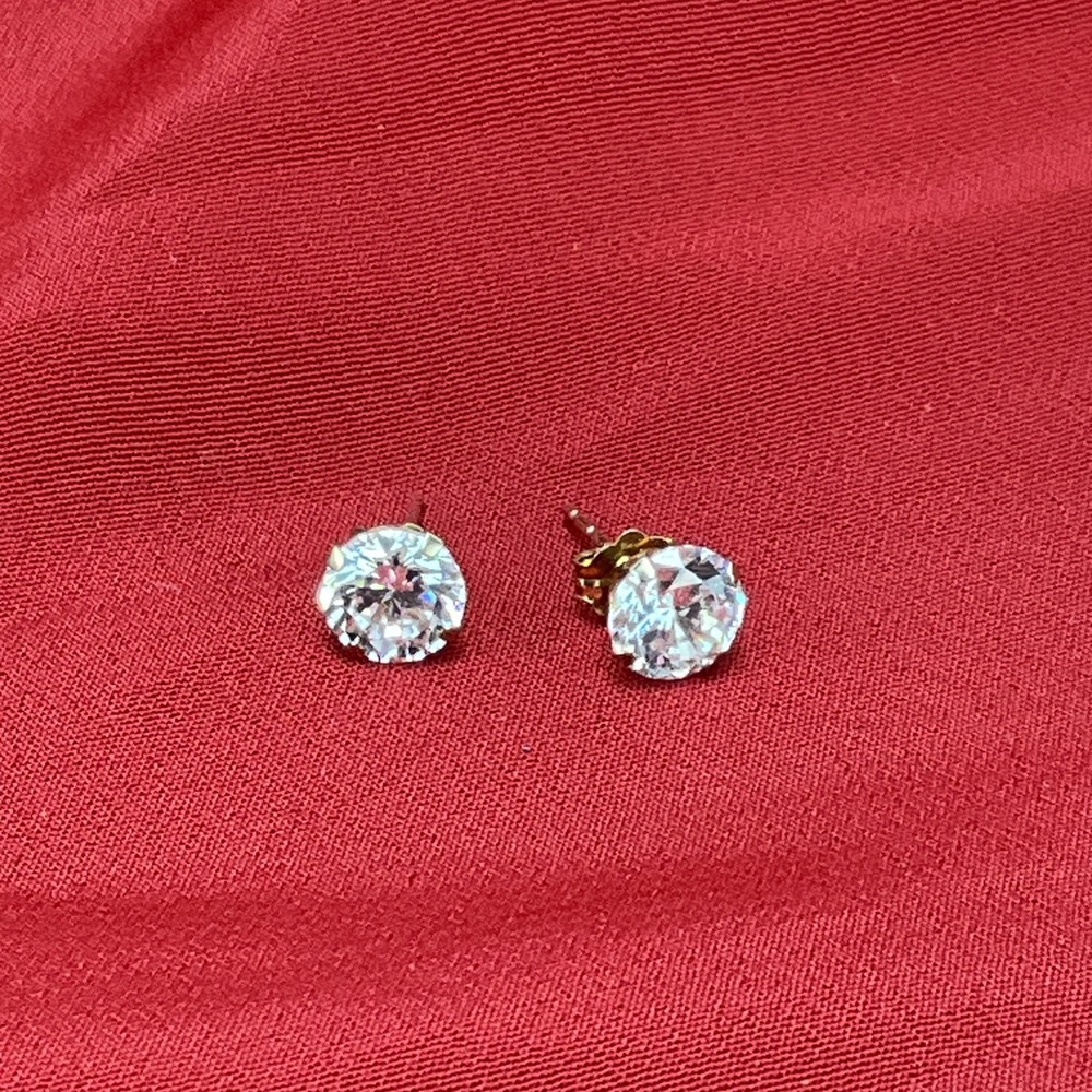 10k Gold With CZ Gemstones Pierced Classic Stud Earrings